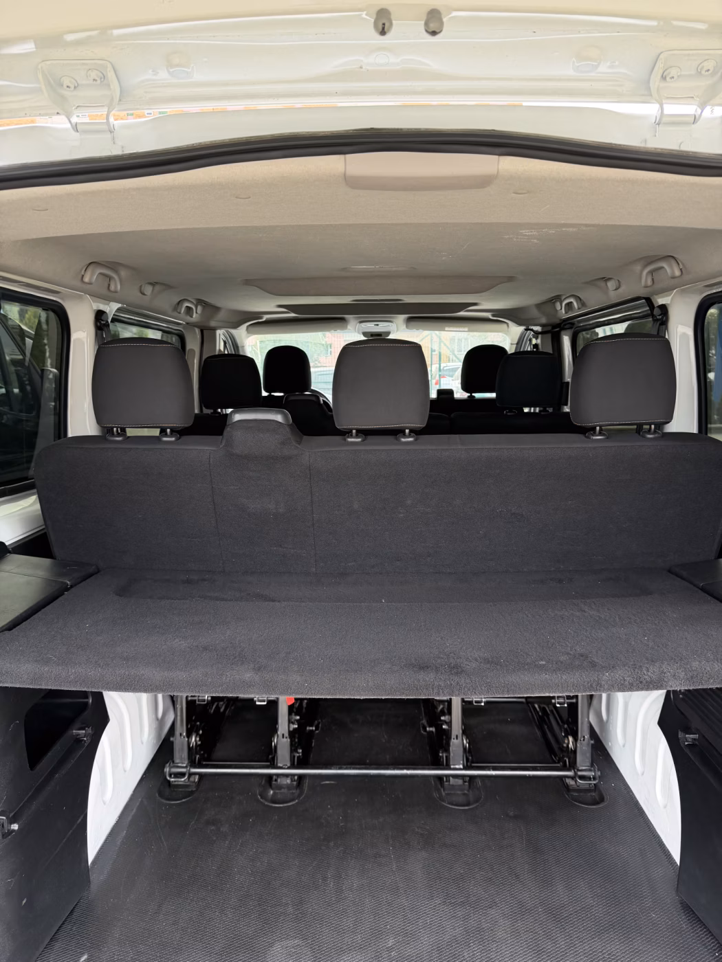 Renault Trafic фото 13