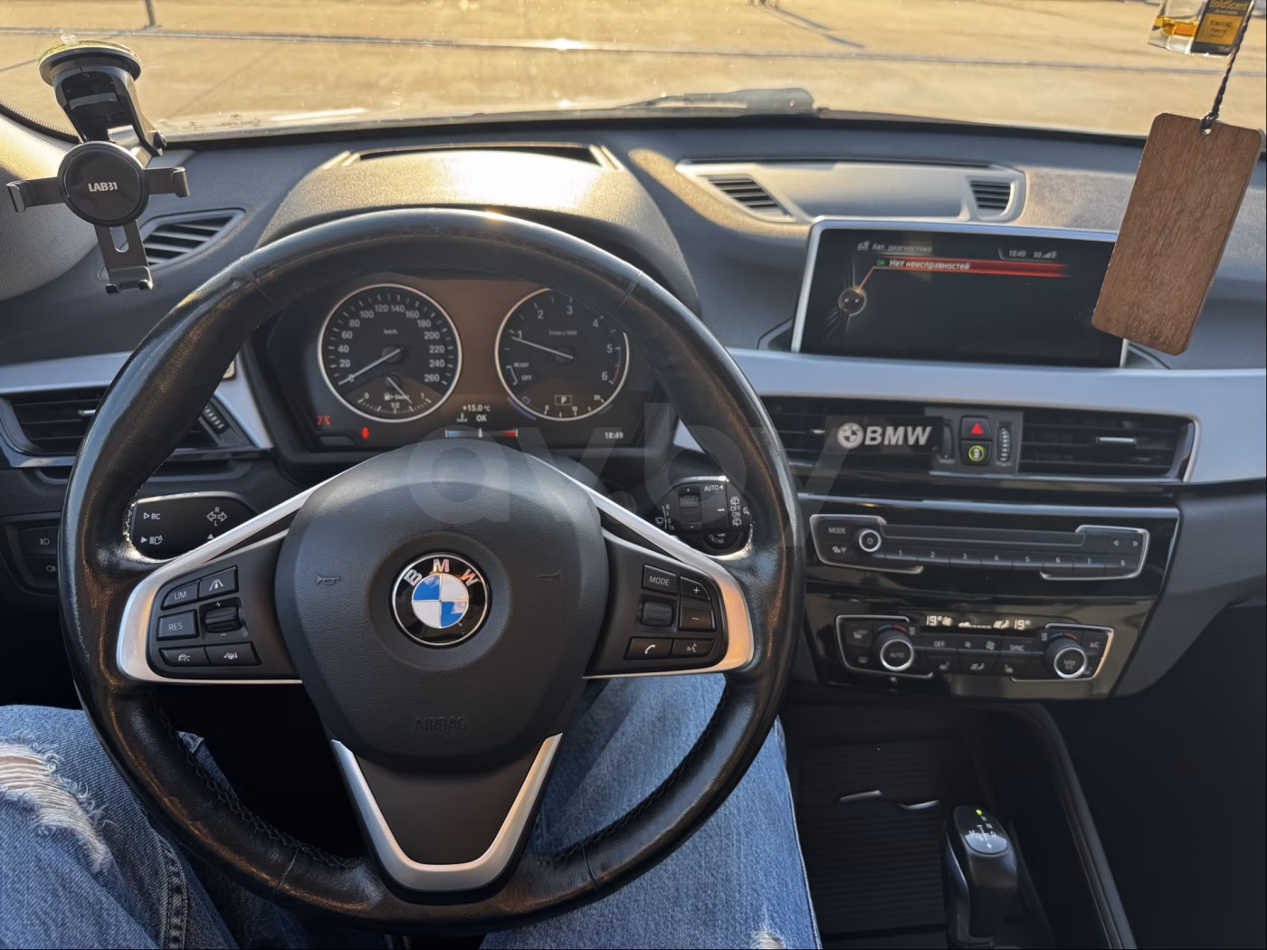 BMW X1 фото 8