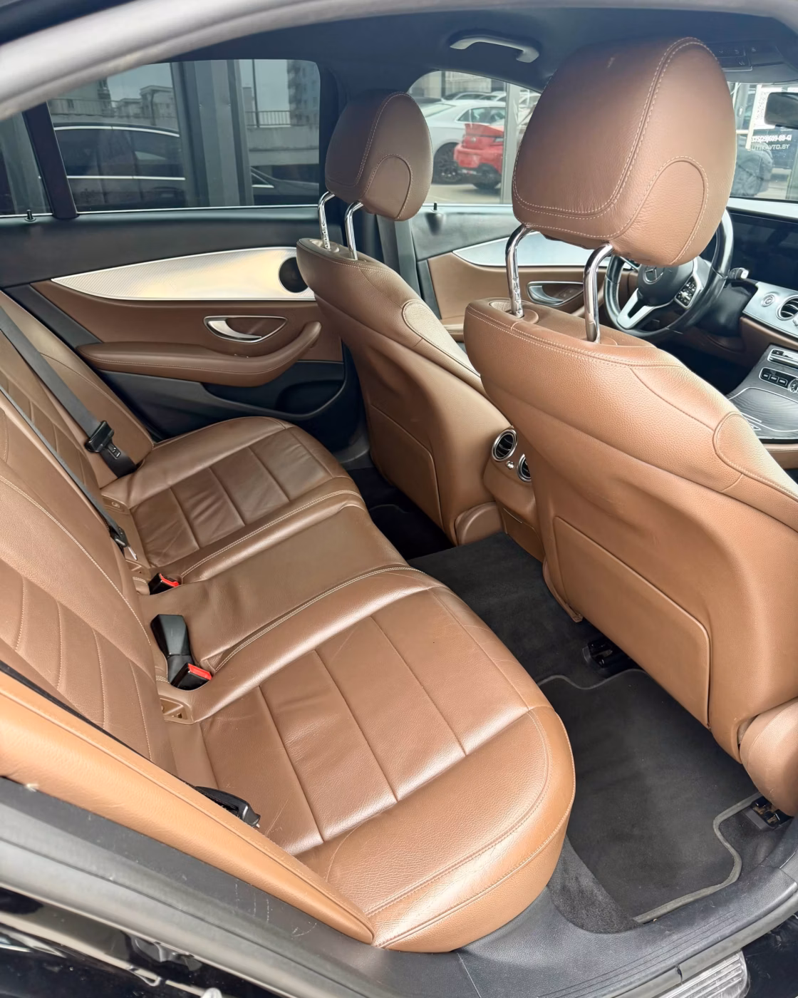 Mercedes-Benz E-Класс фото 13