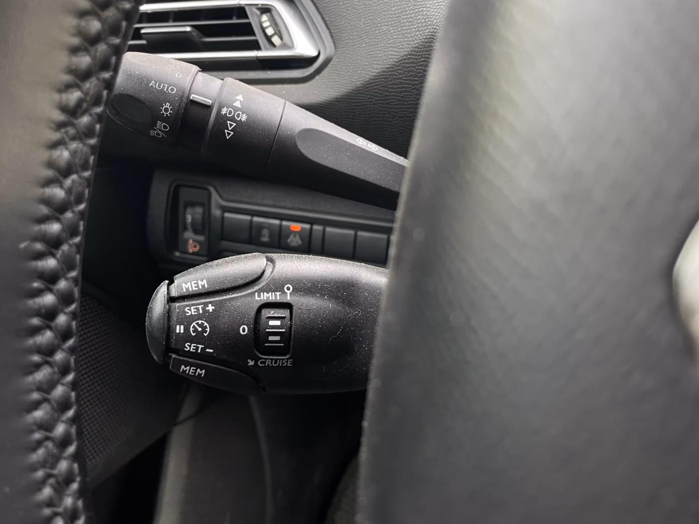 Peugeot 308 фото 24