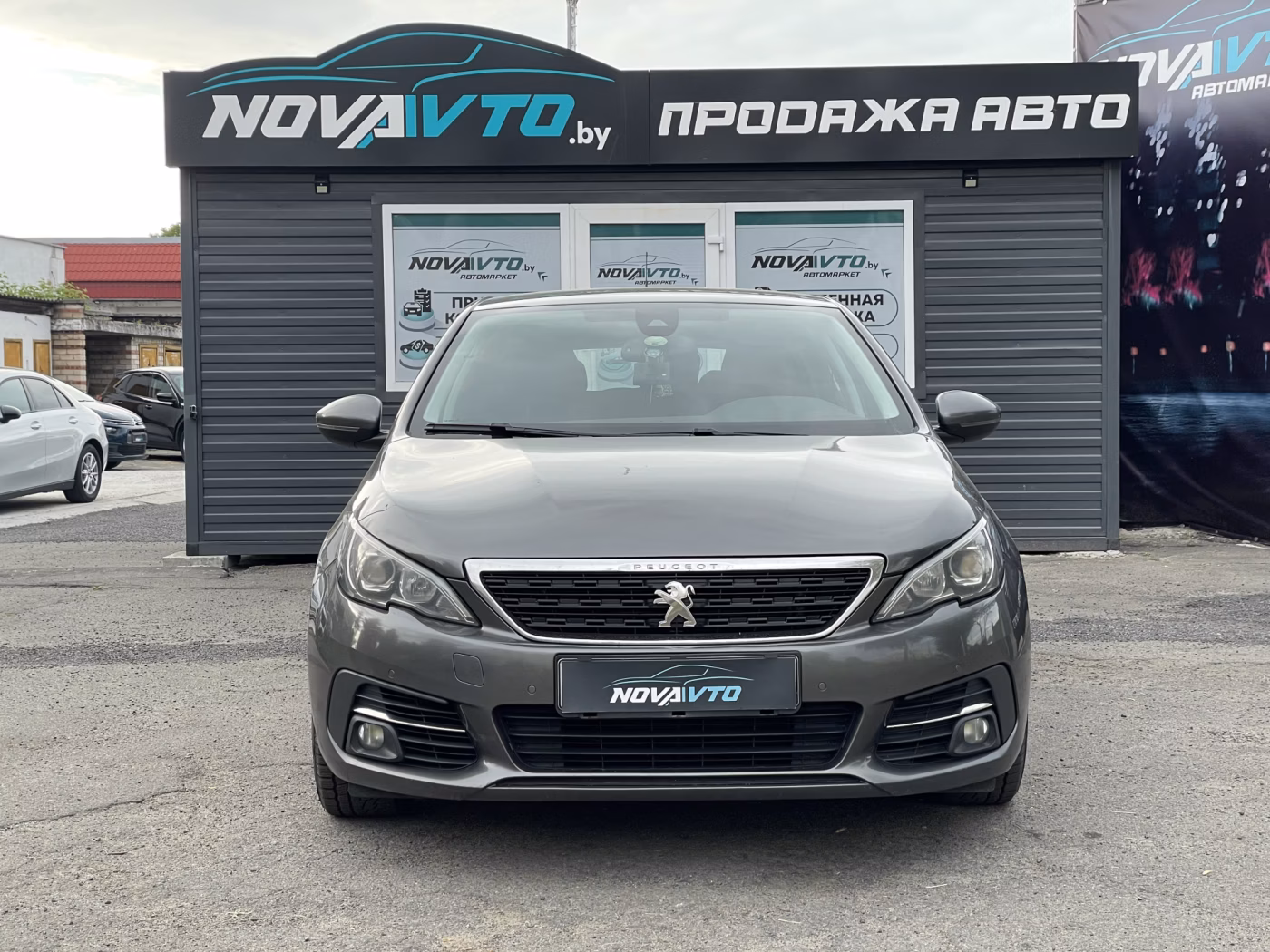 Peugeot 308 фото 2