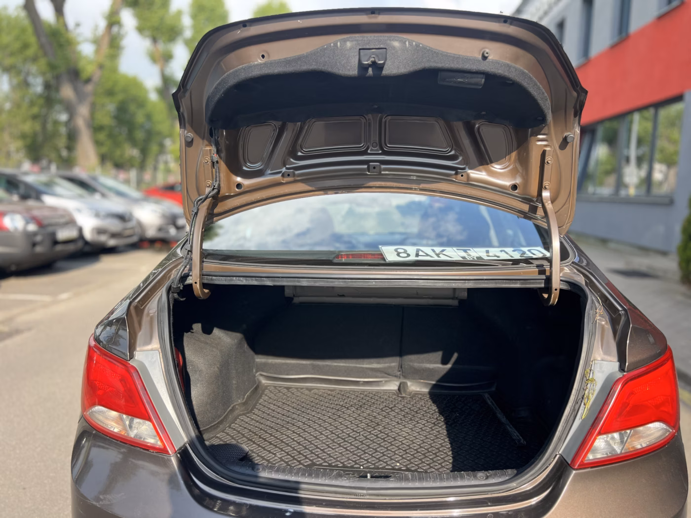 Hyundai Solaris фото 18