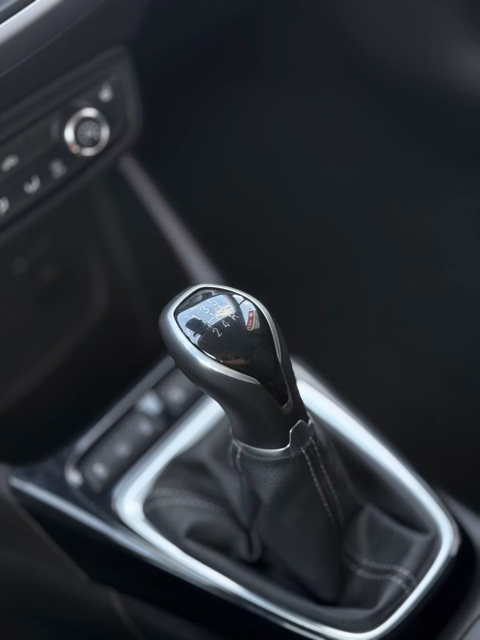Opel Crossland X фото 12