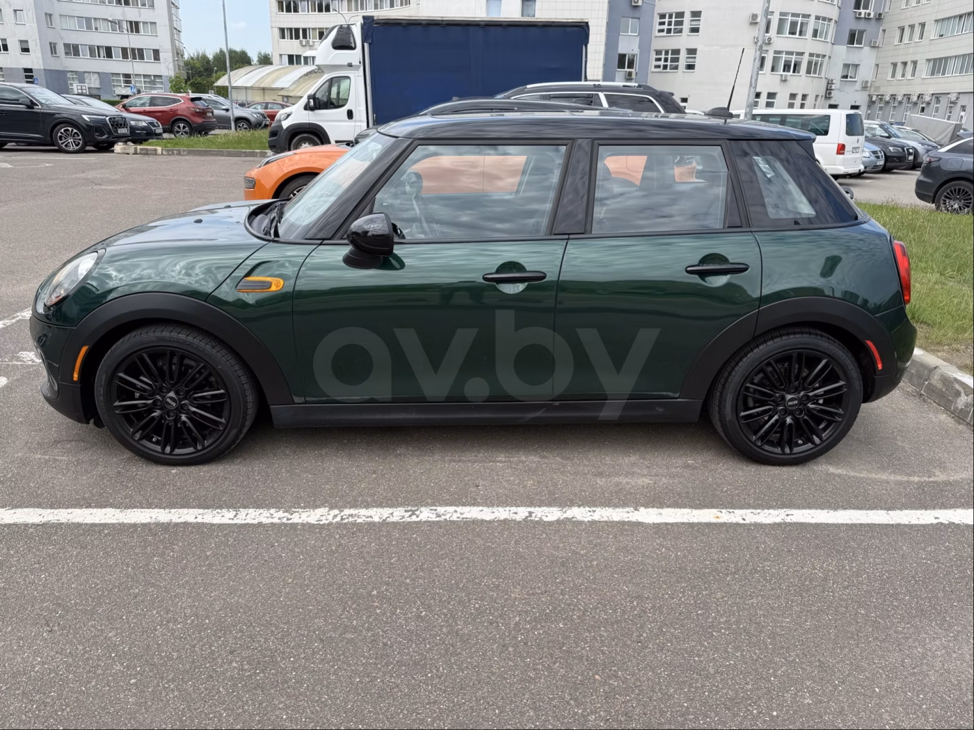 MINI Hatch фото 3