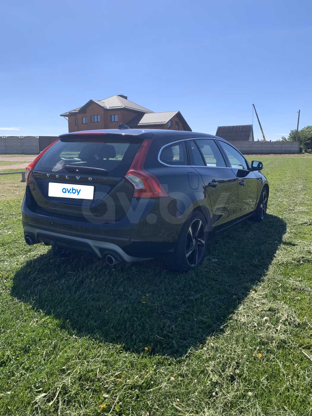 Volvo V60 фото 6