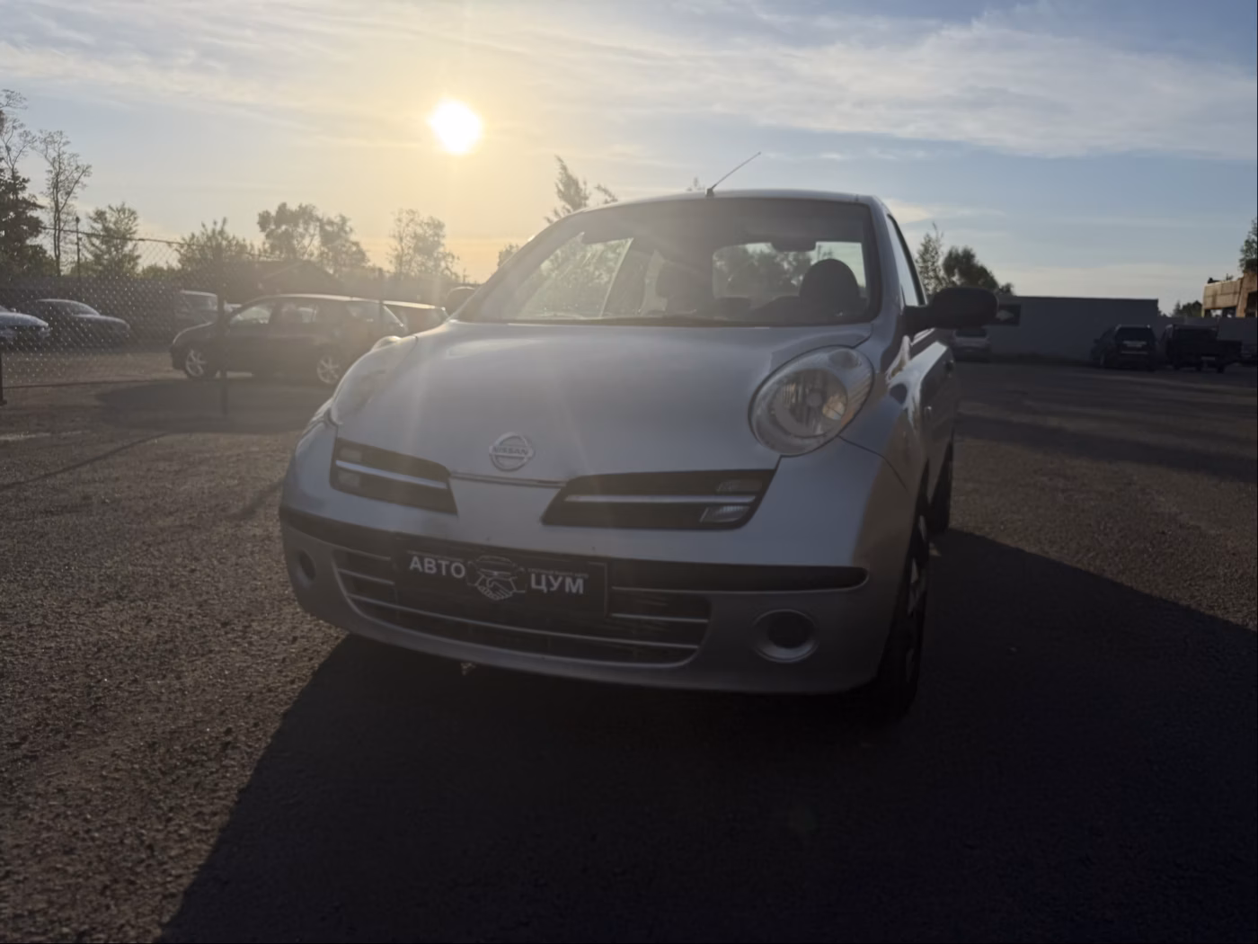 Nissan Micra фото 23