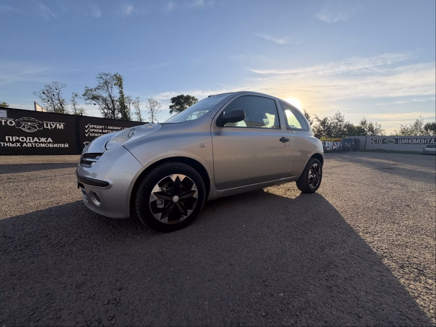 Nissan Micra фото 14