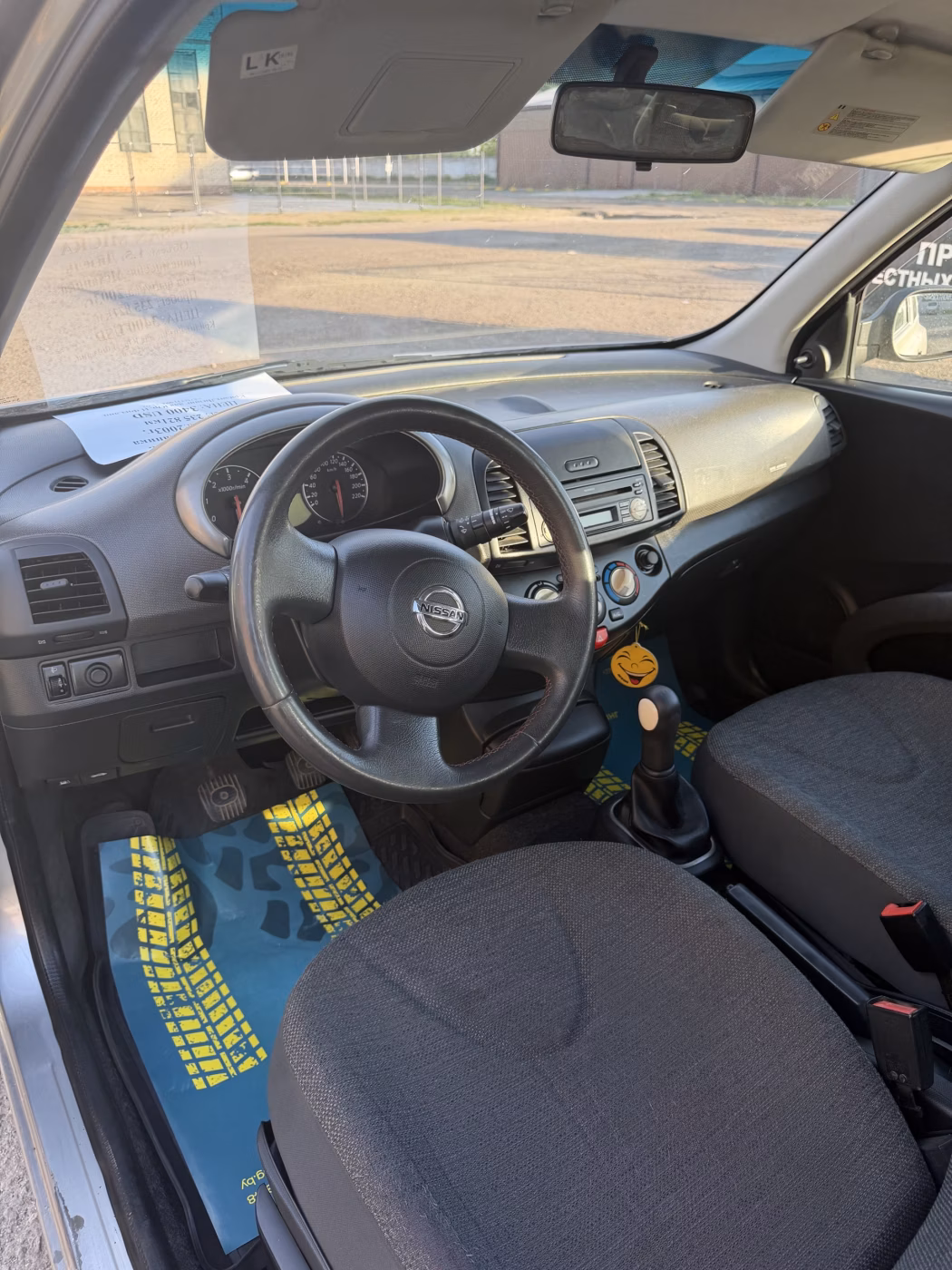 Nissan Micra фото 28