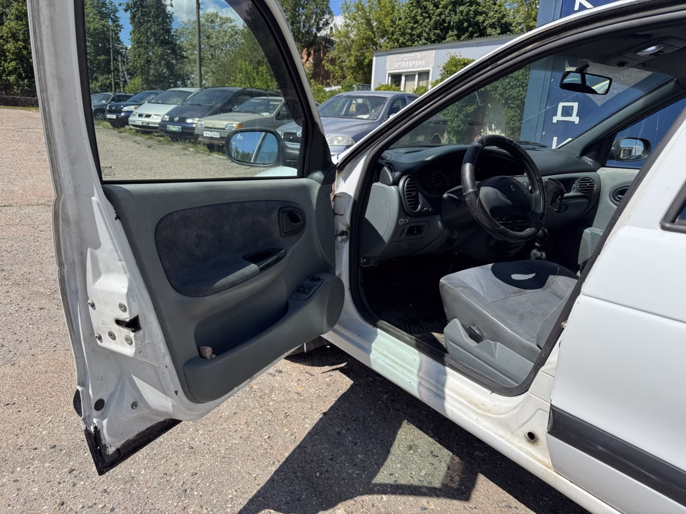 Renault Megane фото 9