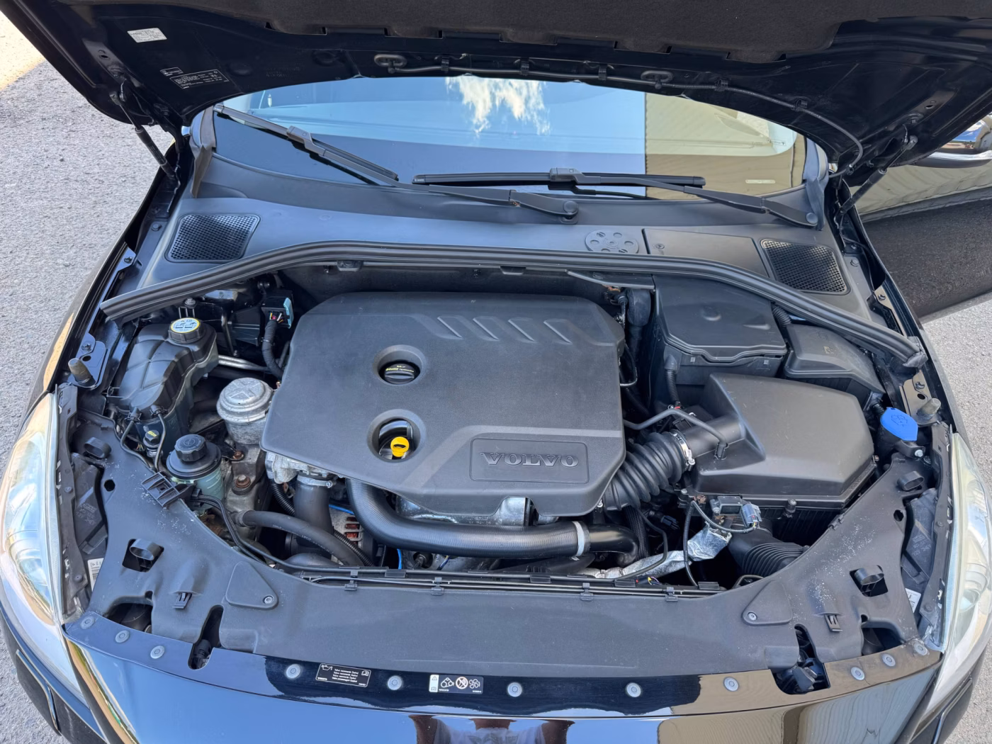 Volvo V60 фото 16