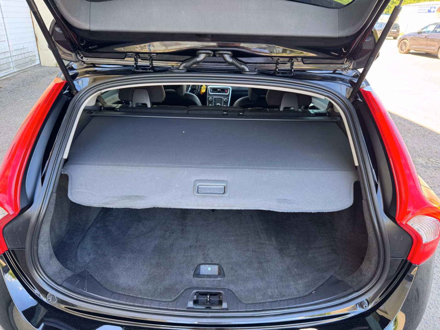 Volvo V60 фото 14