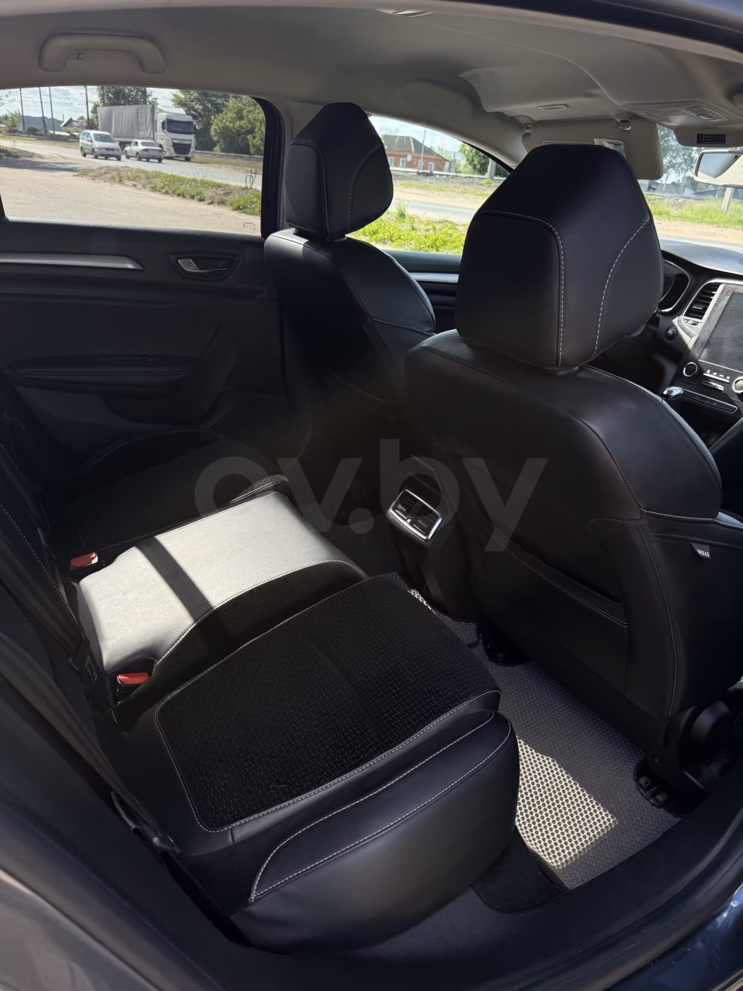 Renault Megane фото 7