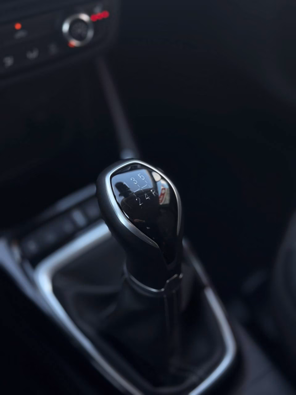 Opel Crossland X фото 11