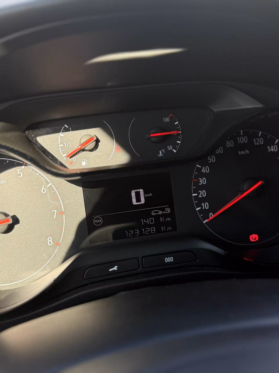 Opel Crossland X фото 24