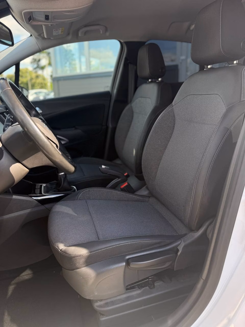 Opel Crossland X фото 21