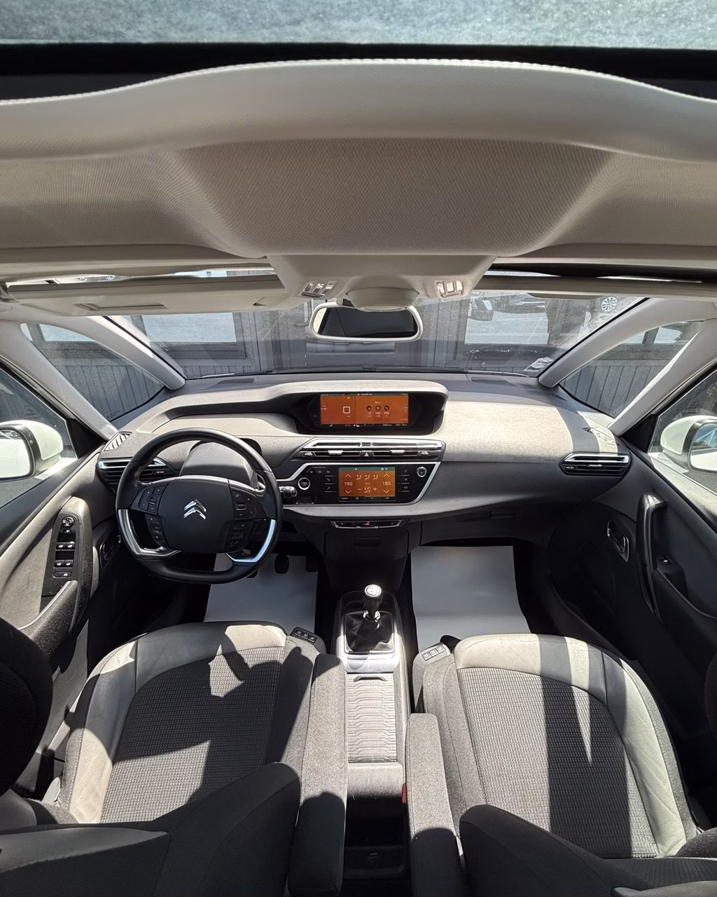 Citroen C4 Grand Picasso фото 9