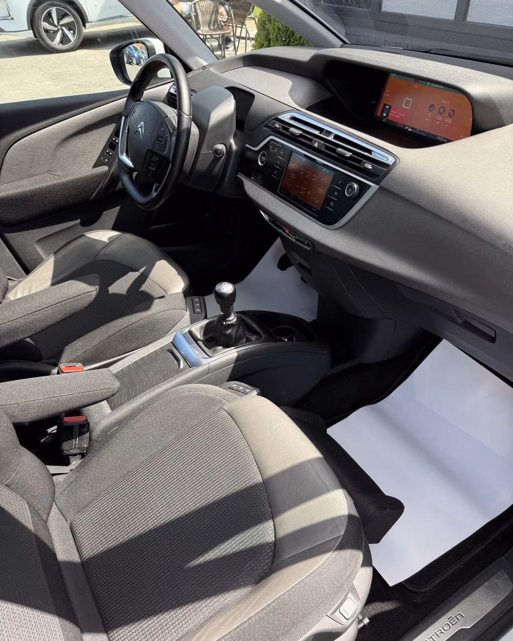 Citroen C4 Grand Picasso фото 11