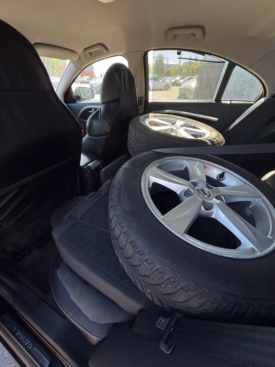 Volvo S80 фото 16
