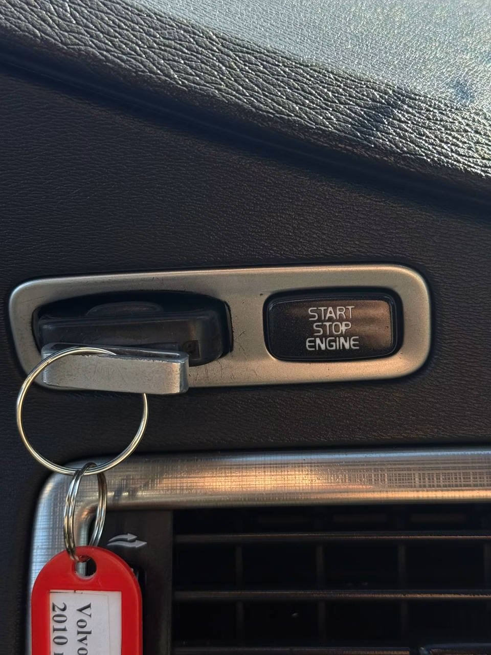 Volvo S80 фото 18