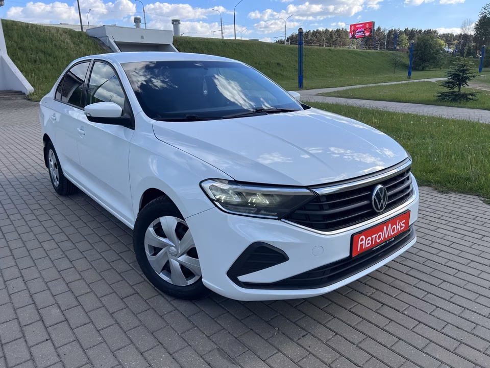 Volkswagen Polo Sedan фото 3