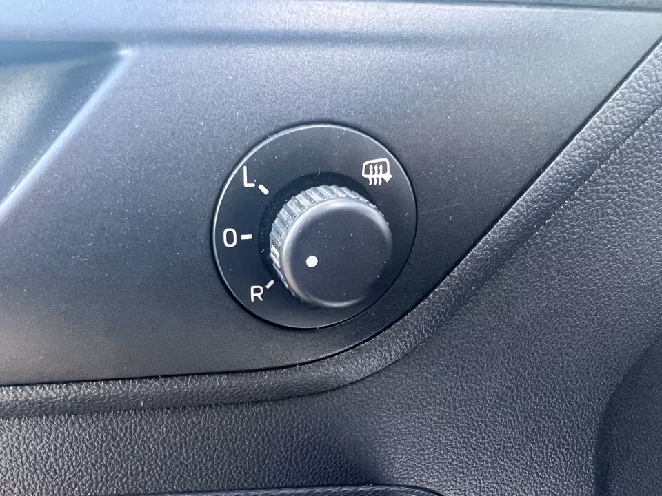 Volkswagen Polo Sedan фото 15