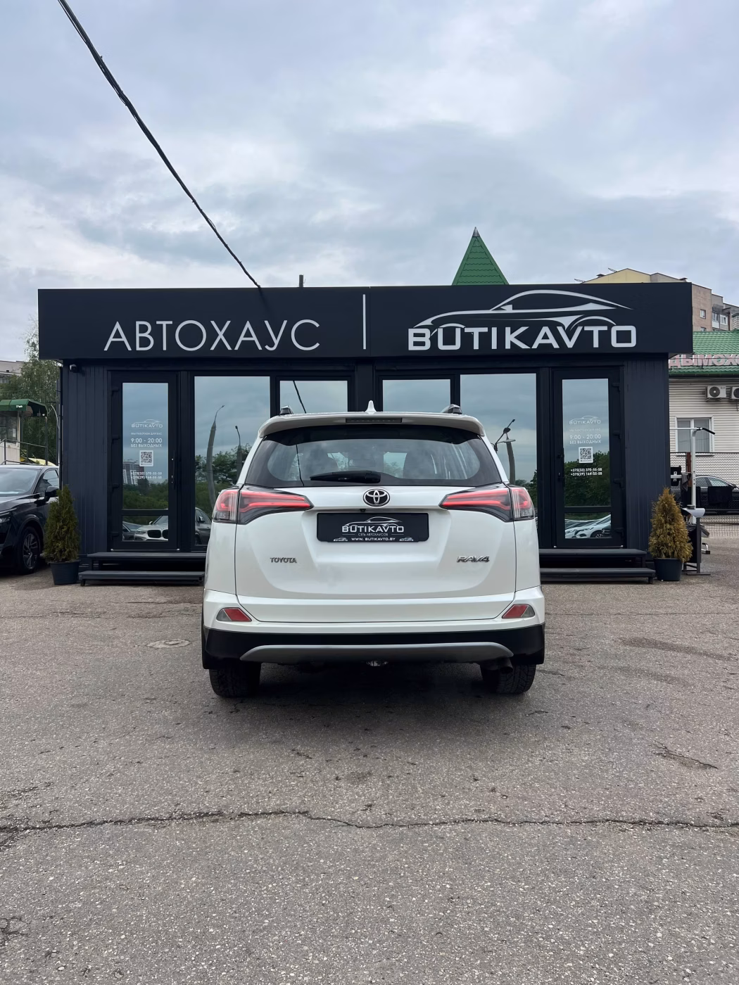 Toyota RAV4 фото 6