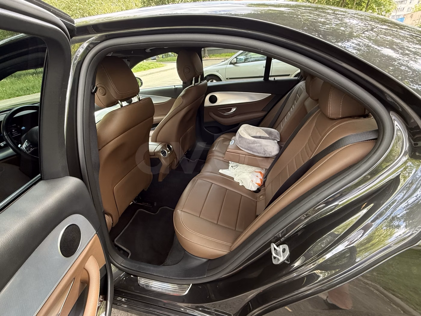 Mercedes-Benz E-Класс фото 10