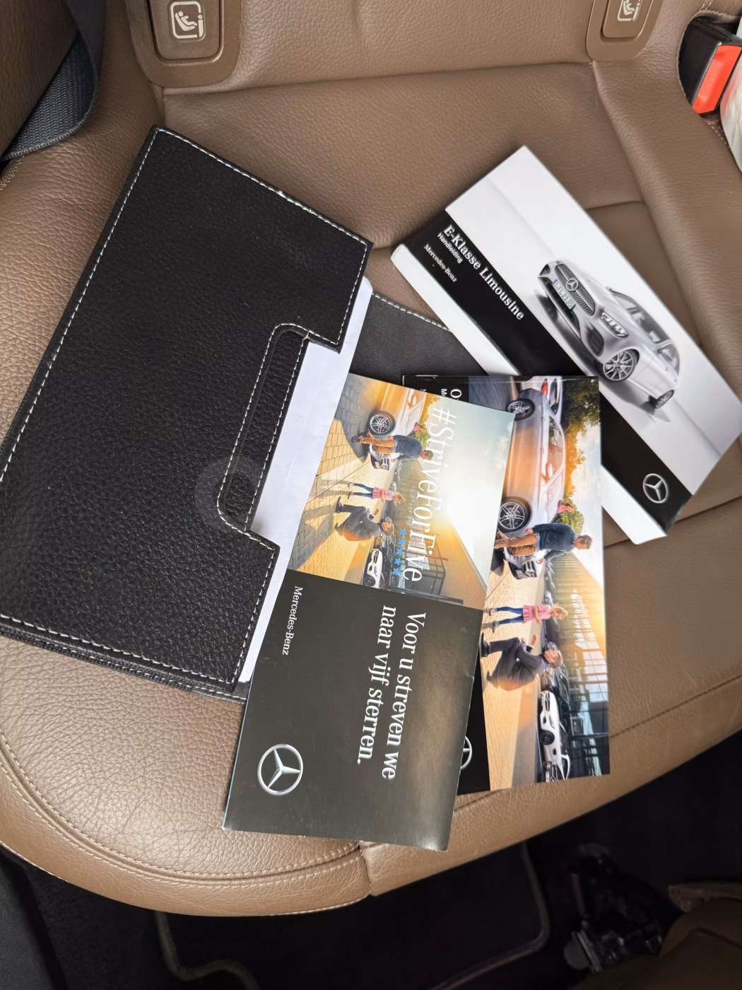 Mercedes-Benz E-Класс фото 20