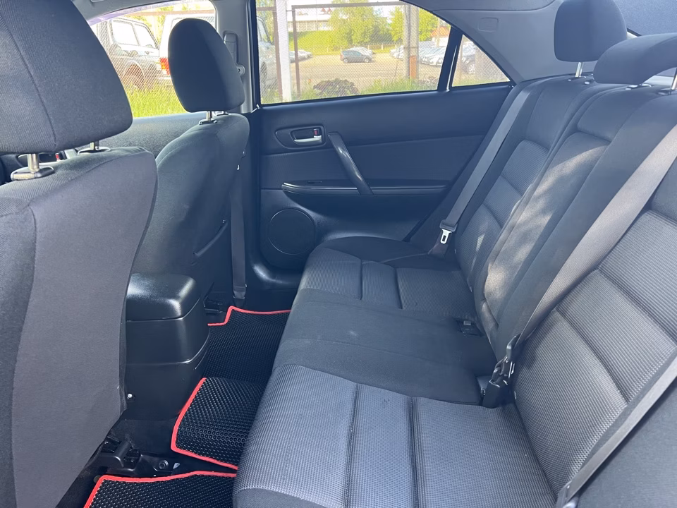Mazda 6 фото 11