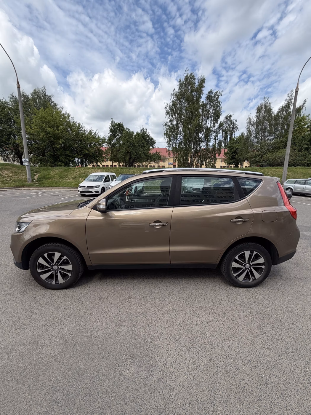 Geely Emgrand X7 фото 4