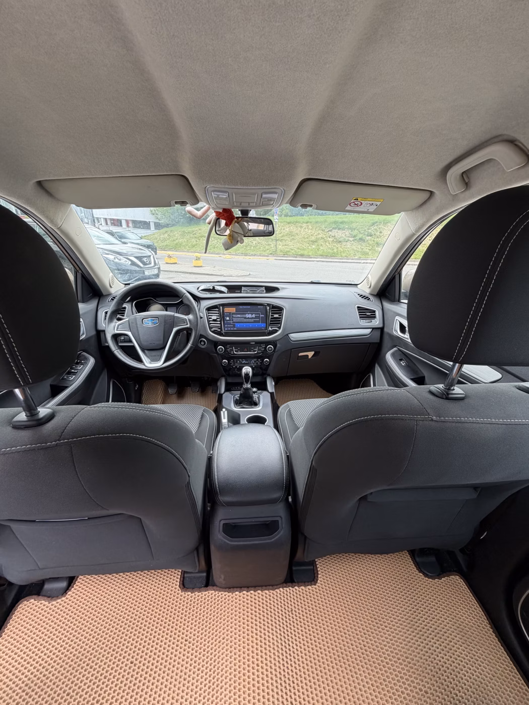 Geely Emgrand X7 фото 16