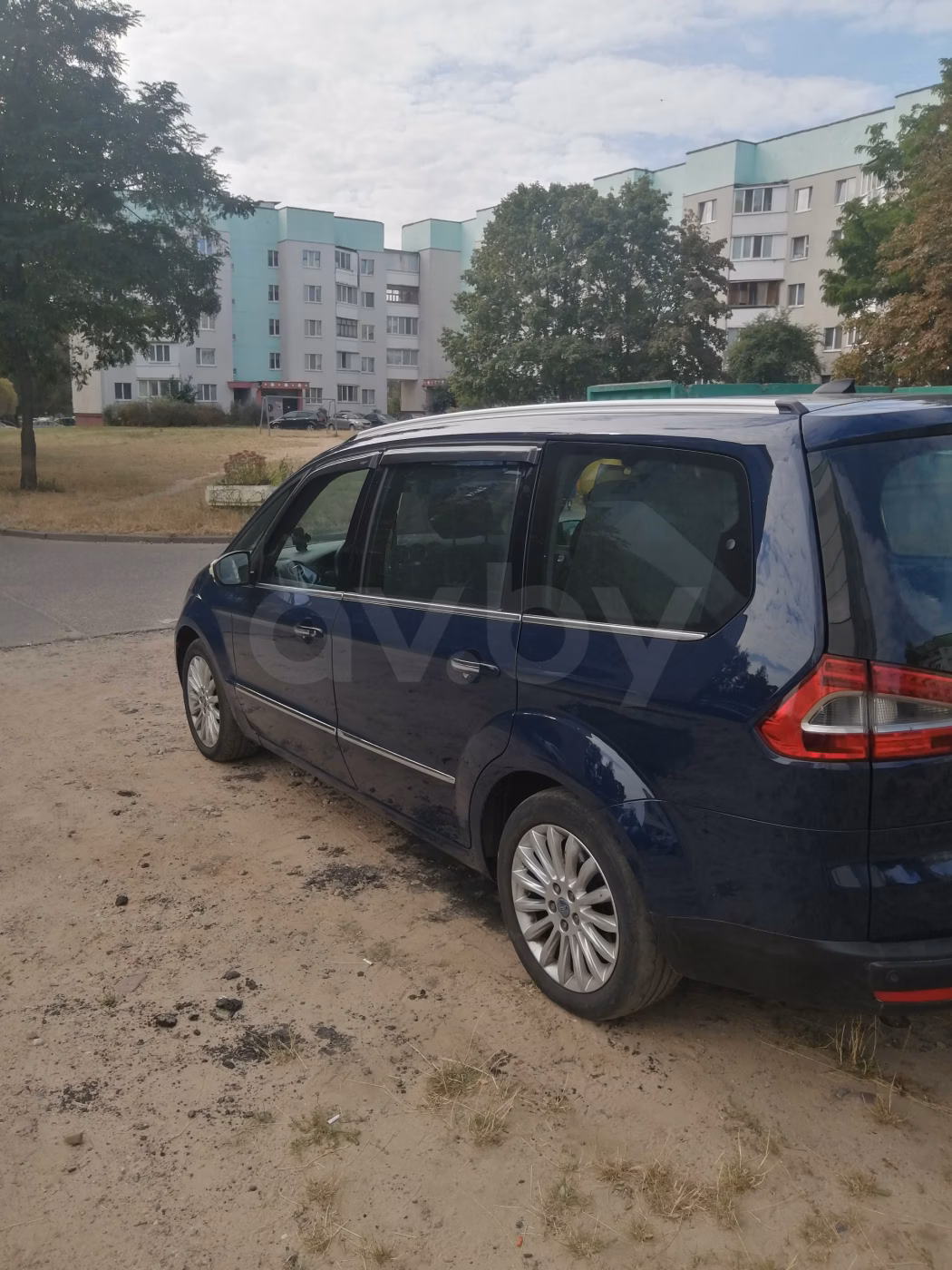 Ford Galaxy фото 5
