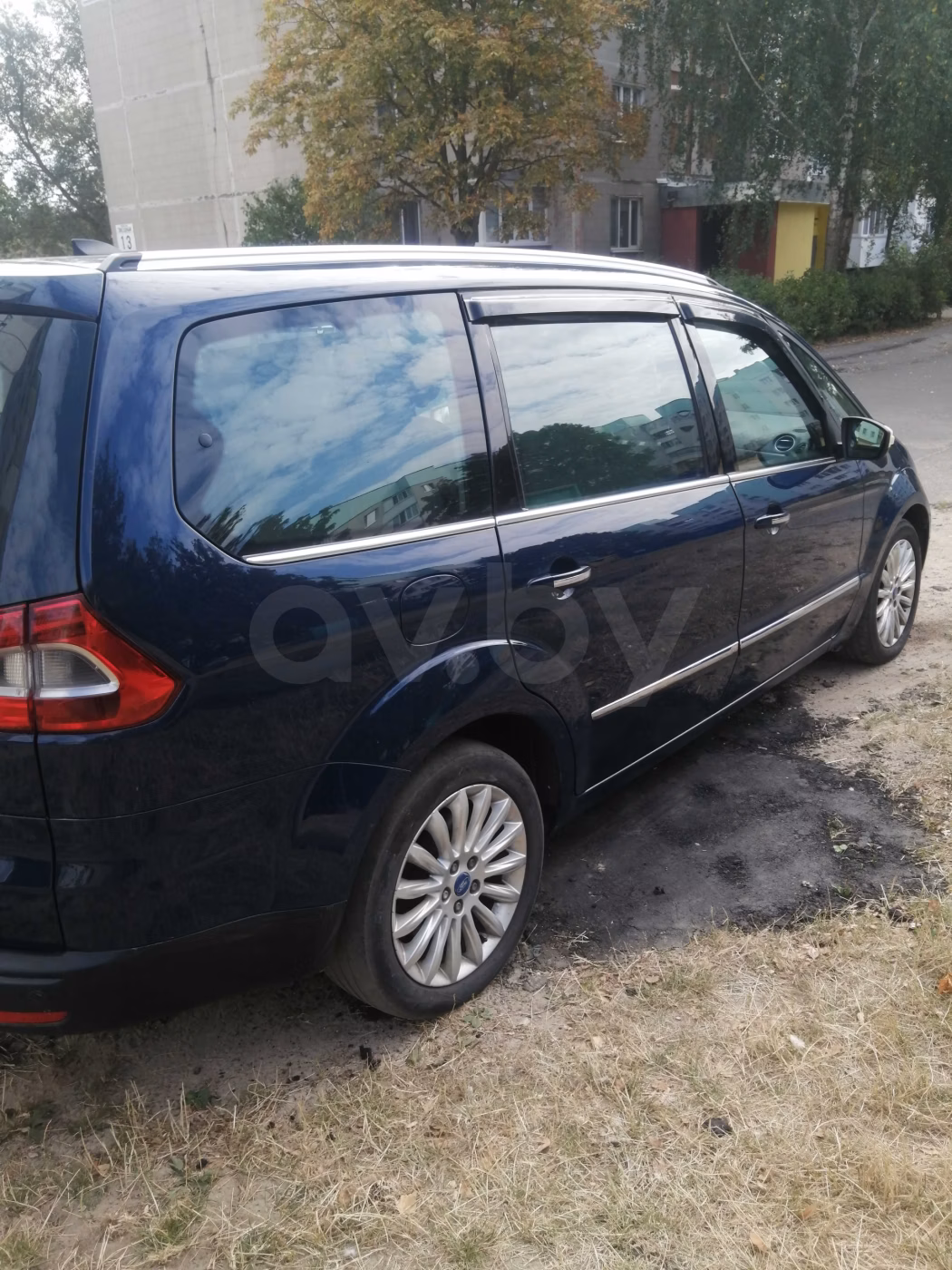 Ford Galaxy фото 3