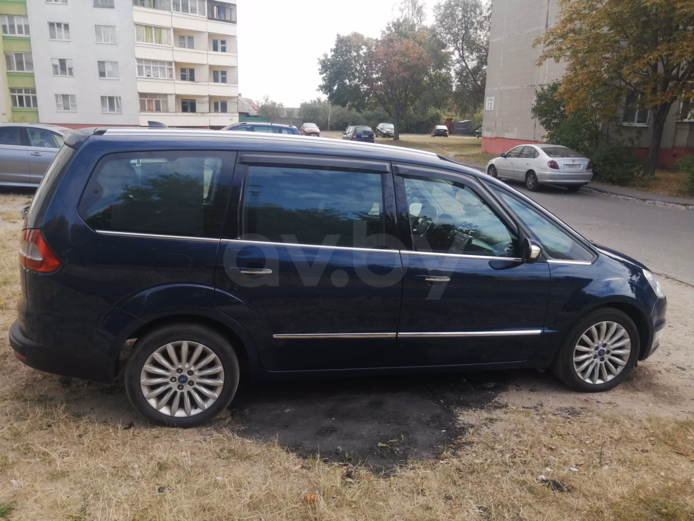 Ford Galaxy фото 2