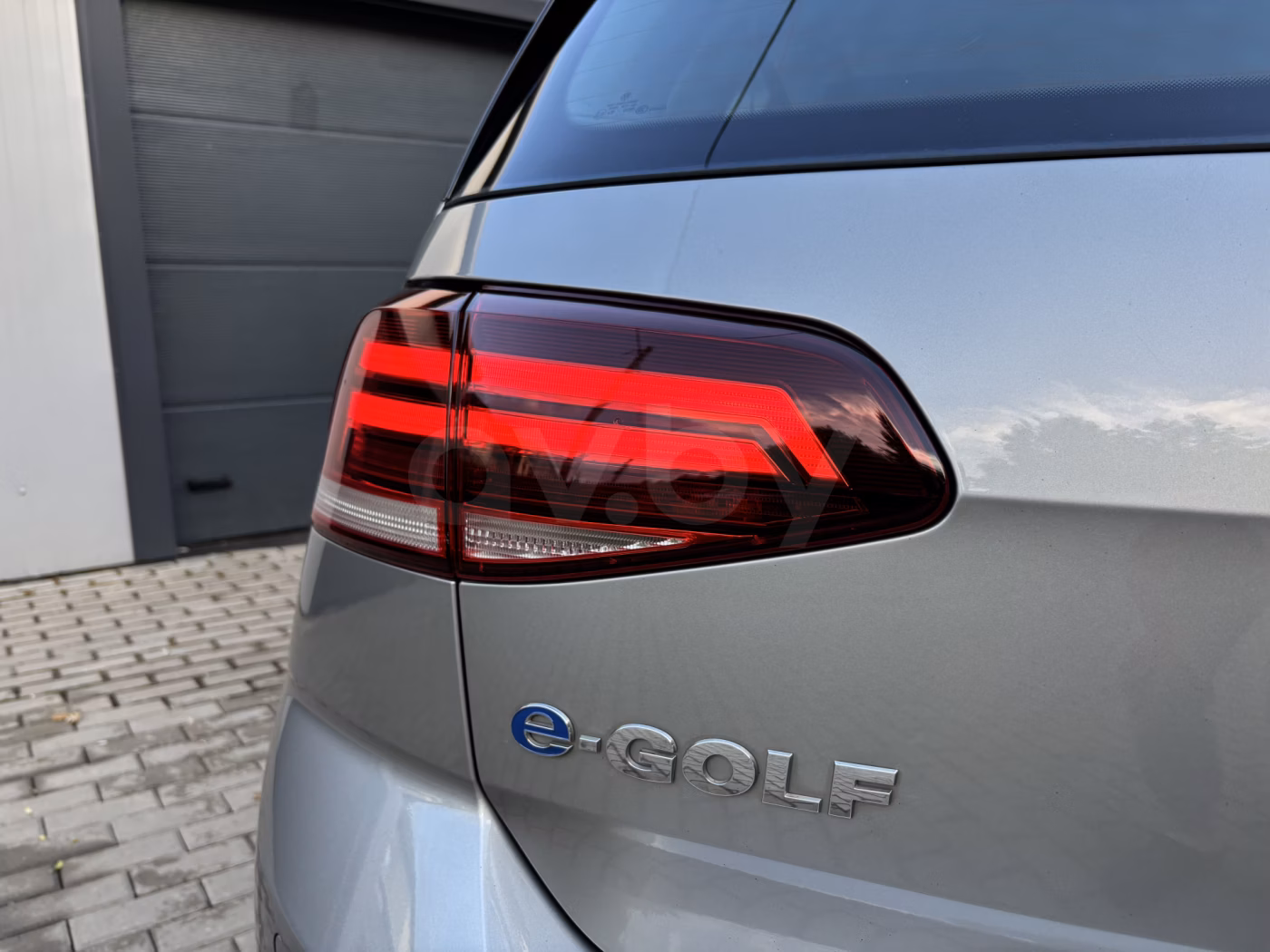 Volkswagen e-Golf фото 9
