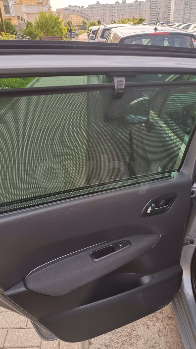 Peugeot 5008 фото 12