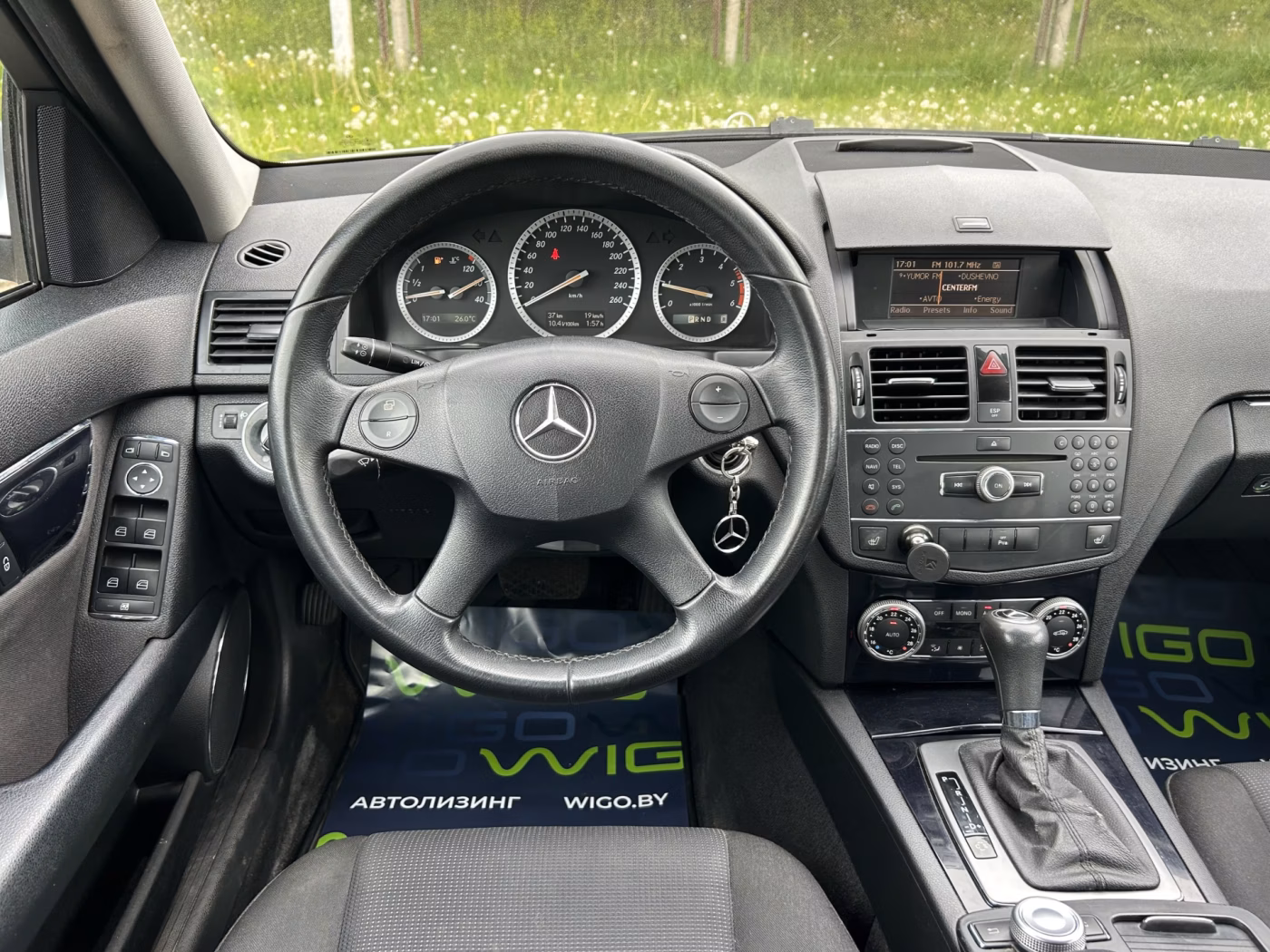 Mercedes-Benz C-Класс фото 14