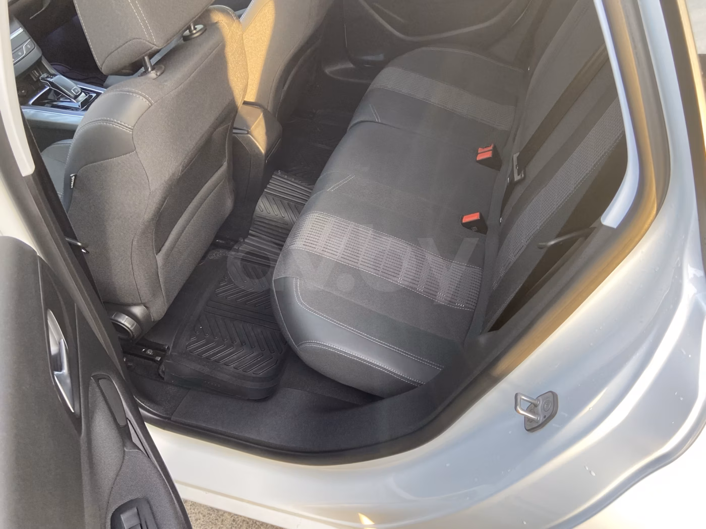 Peugeot 308 фото 18