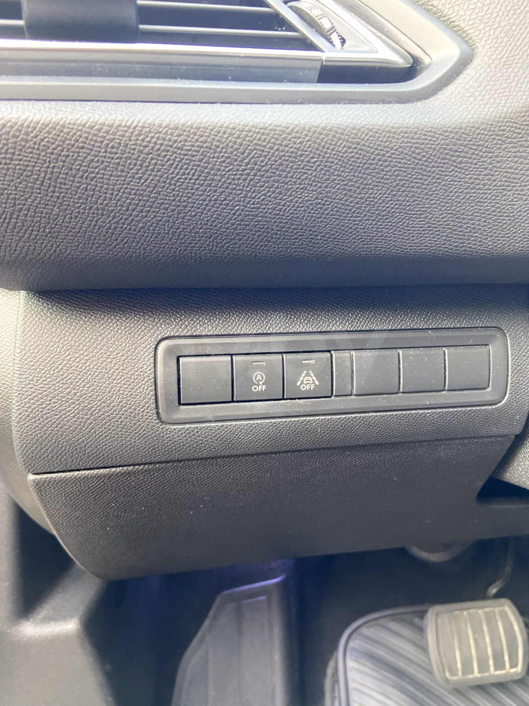Peugeot 308 фото 15