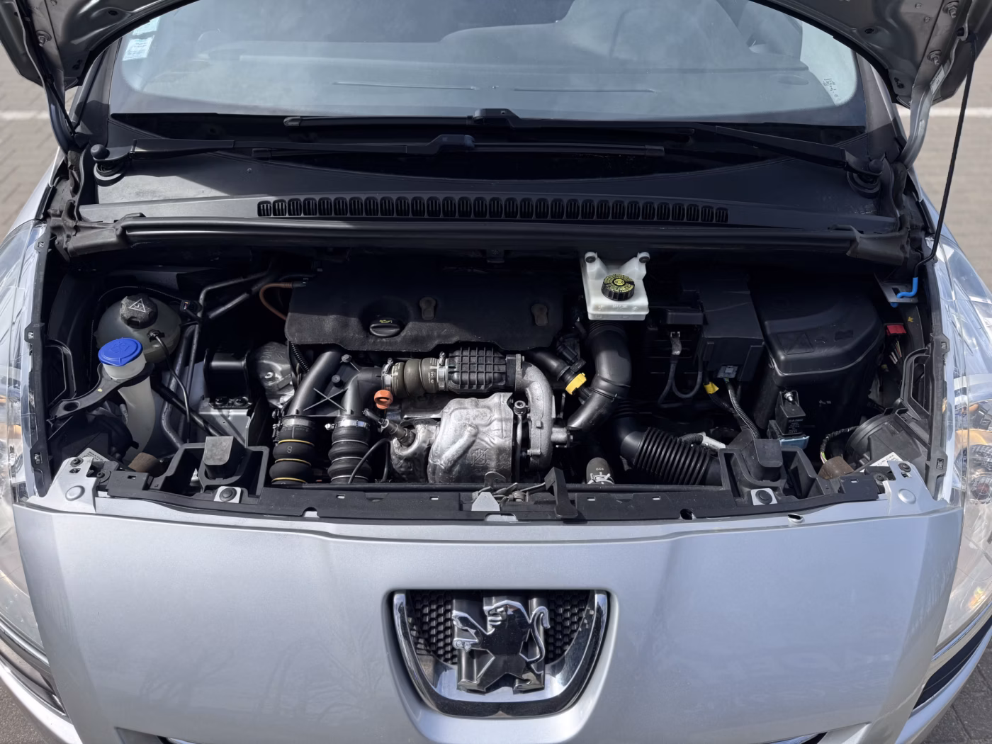 Peugeot 5008 фото 19