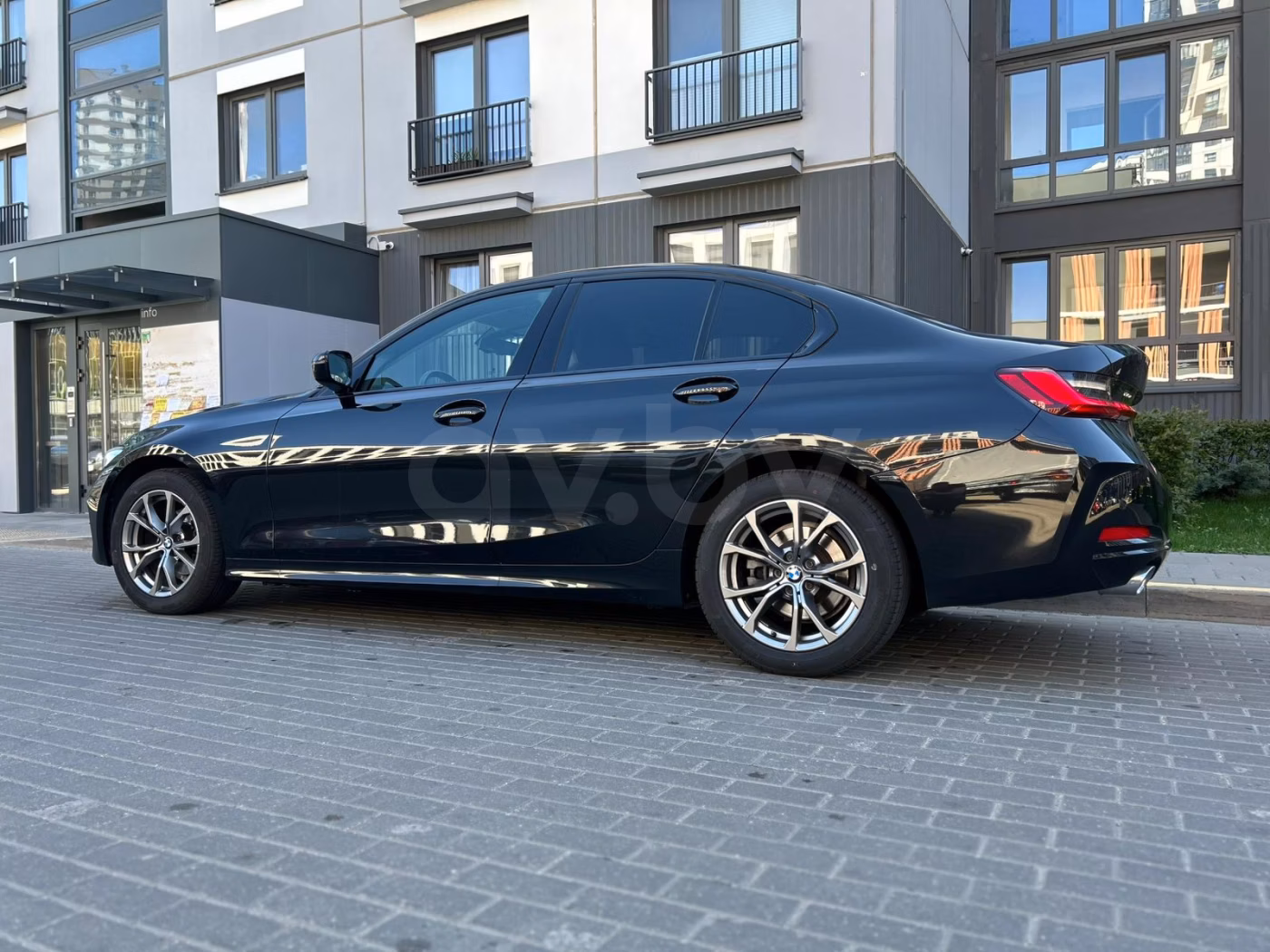 BMW 3 серия фото 8