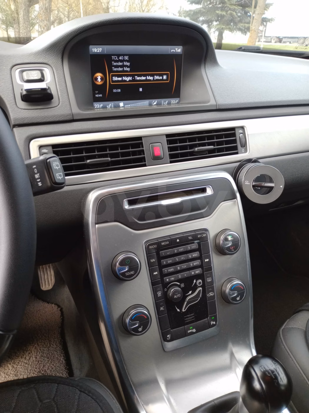 Volvo V70 фото 11
