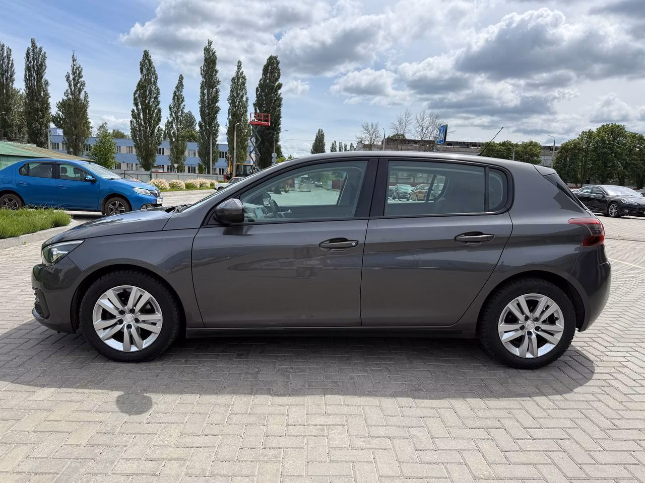 Peugeot 308 фото 3