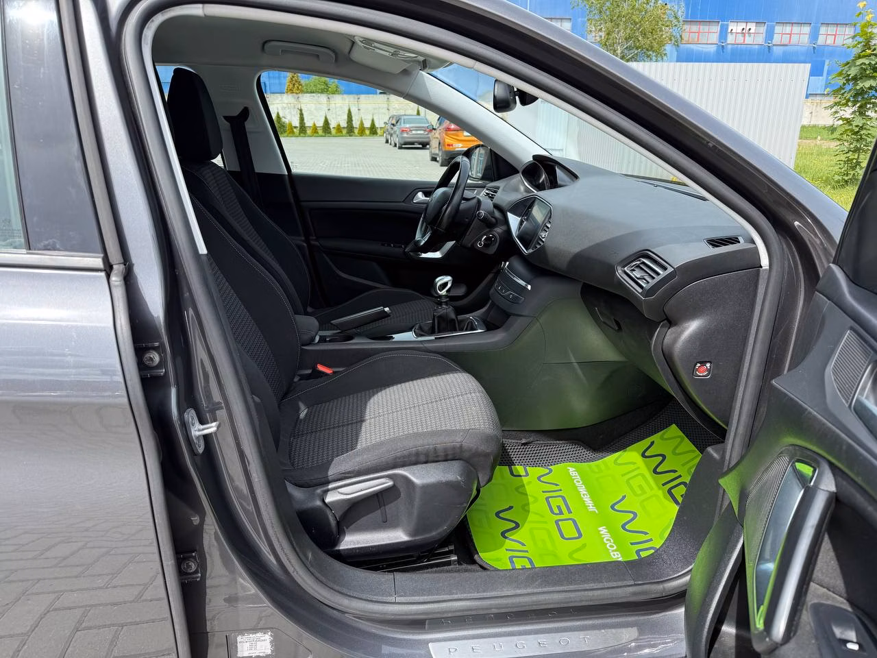 Peugeot 308 фото 18