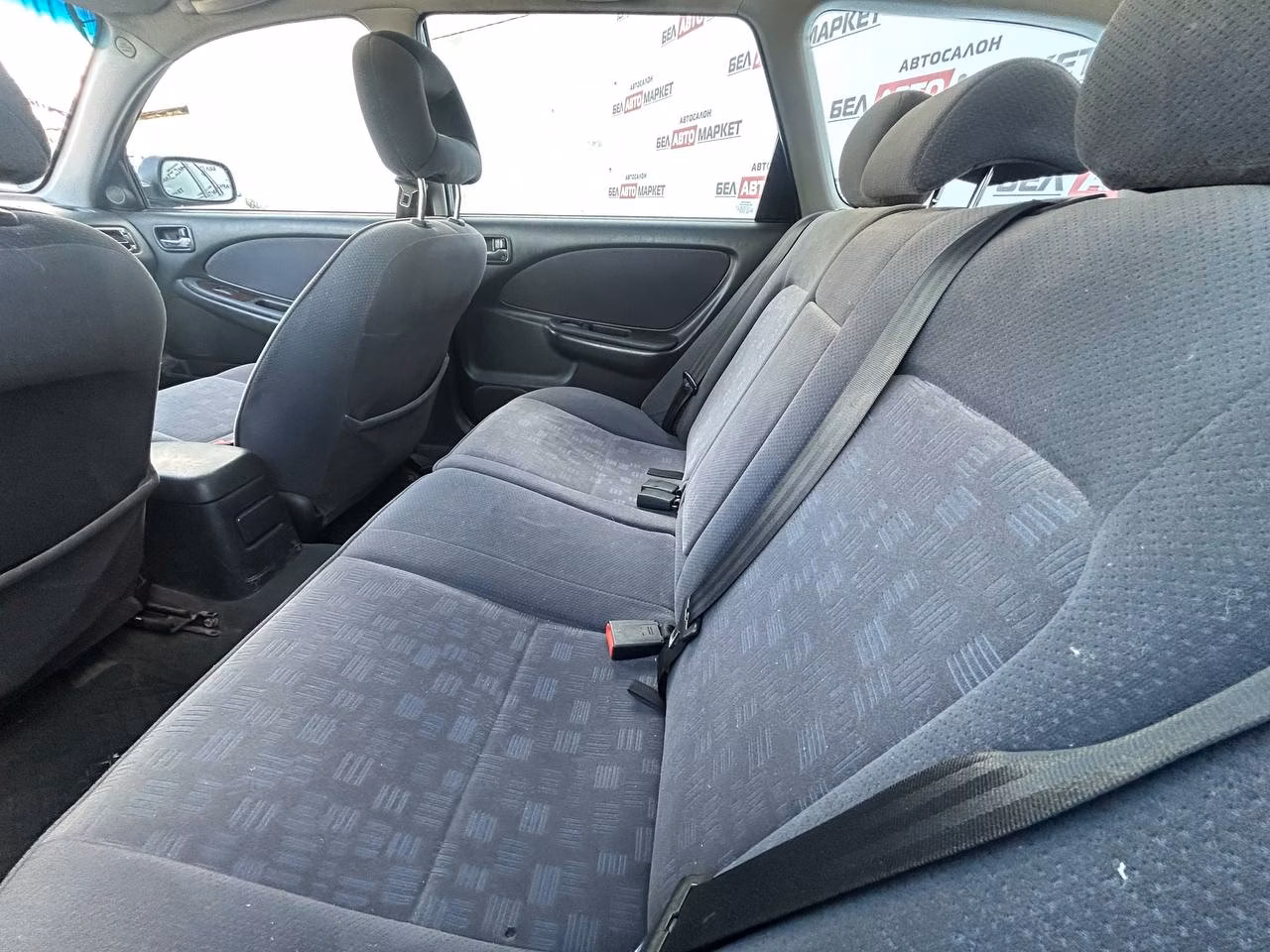 Toyota Avensis фото 3