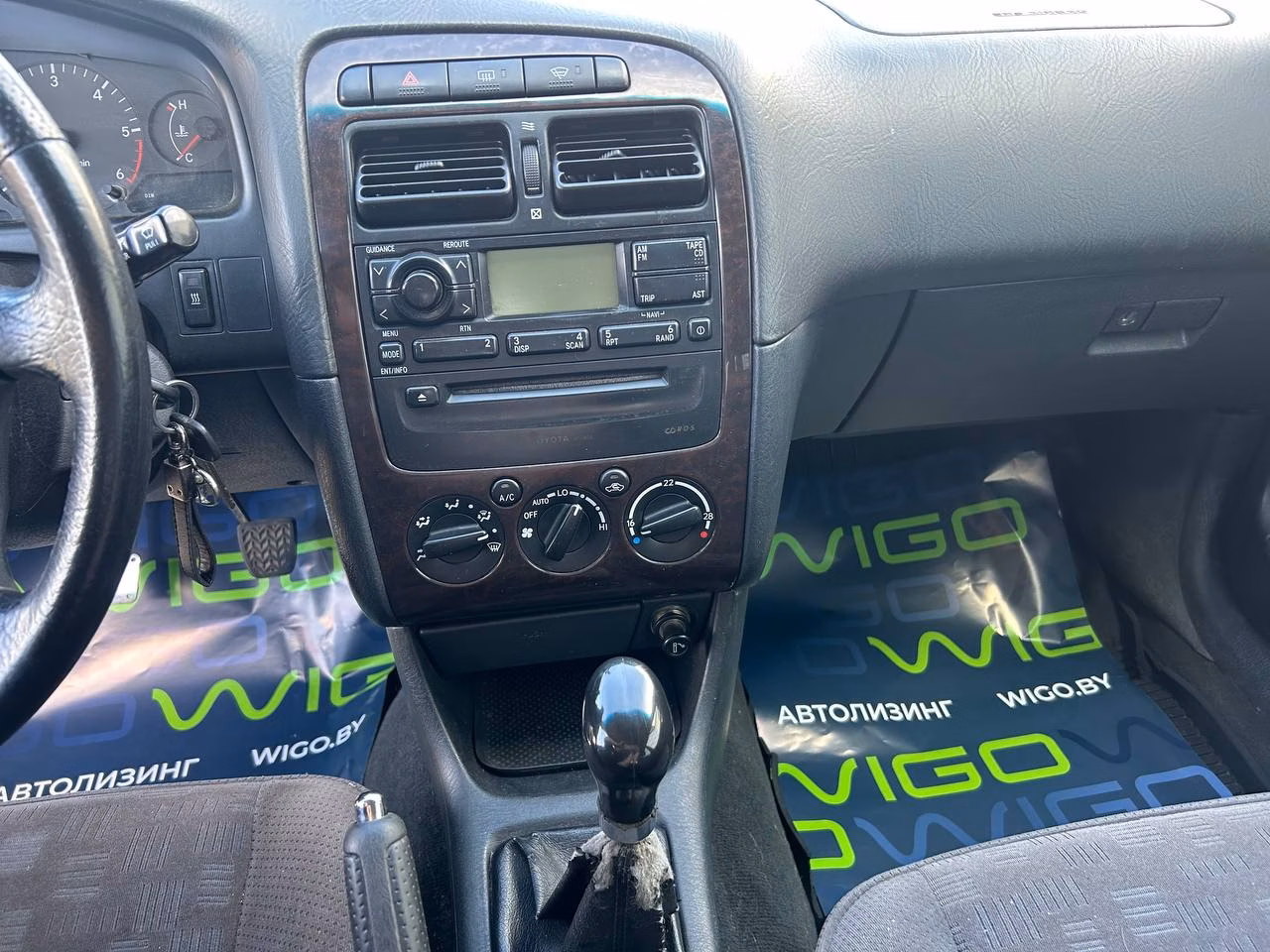 Toyota Avensis фото 11
