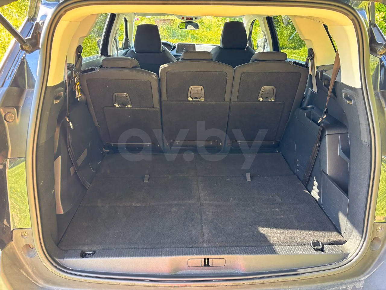 Peugeot 5008 фото 11