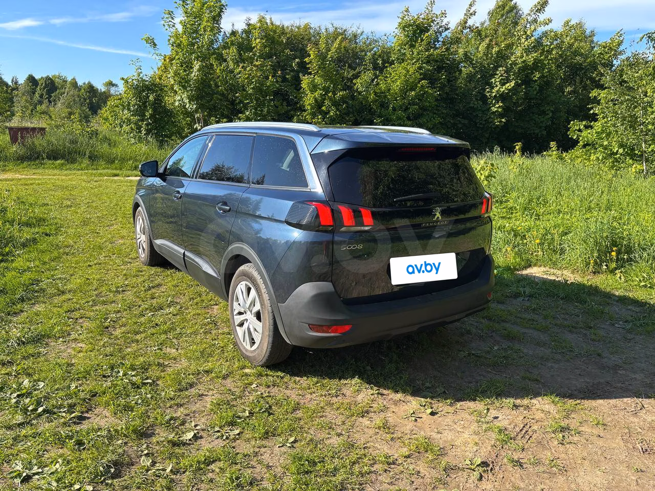 Peugeot 5008 фото 8