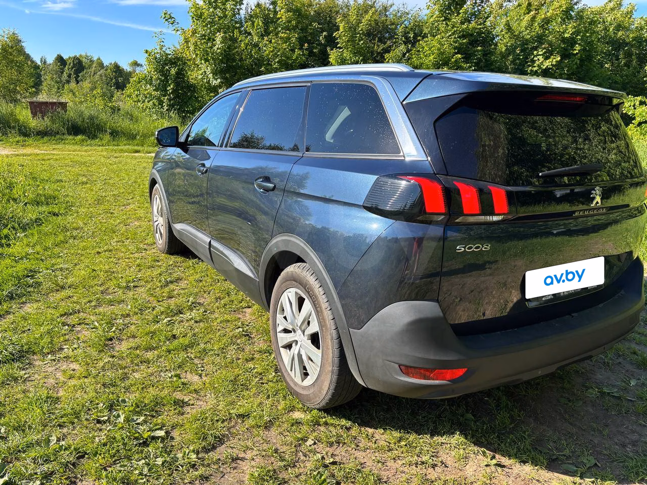 Peugeot 5008 фото 9