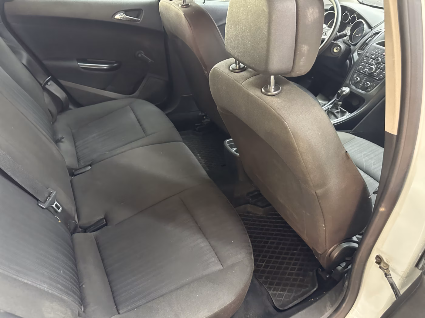 Opel Astra фото 23